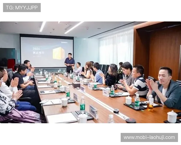 昂宝电子官网首页的合作伙伴与客户案例，展示企业实力与行业影响力